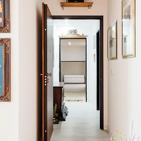ℒovely & ℰlegant Studio Next To Duomo/Missori Milán Exterior foto