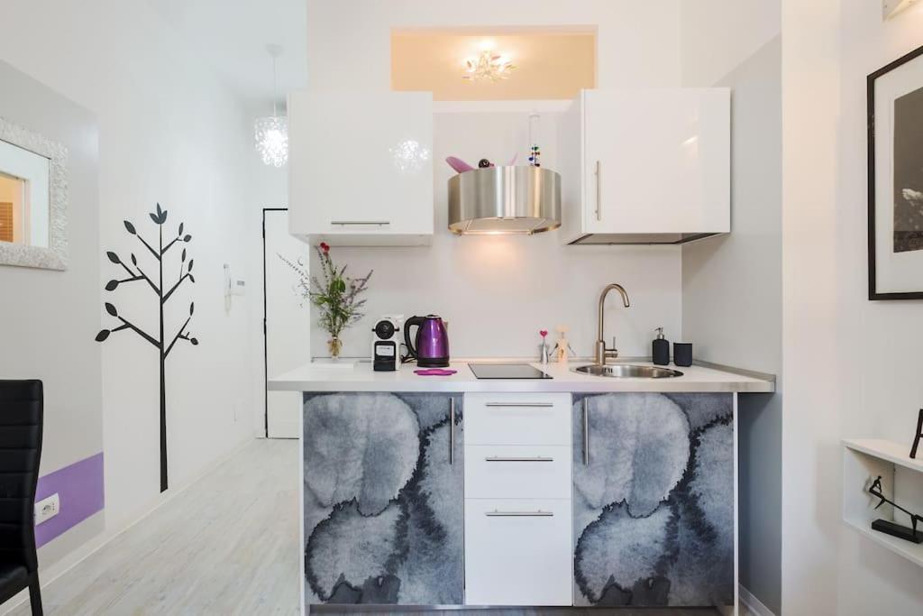 ℒovely & ℰlegant Studio Next To Duomo/Missori Milán Exterior foto