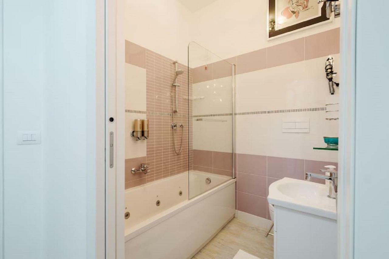 ℒovely & ℰlegant Studio Next To Duomo/Missori Milán Exterior foto