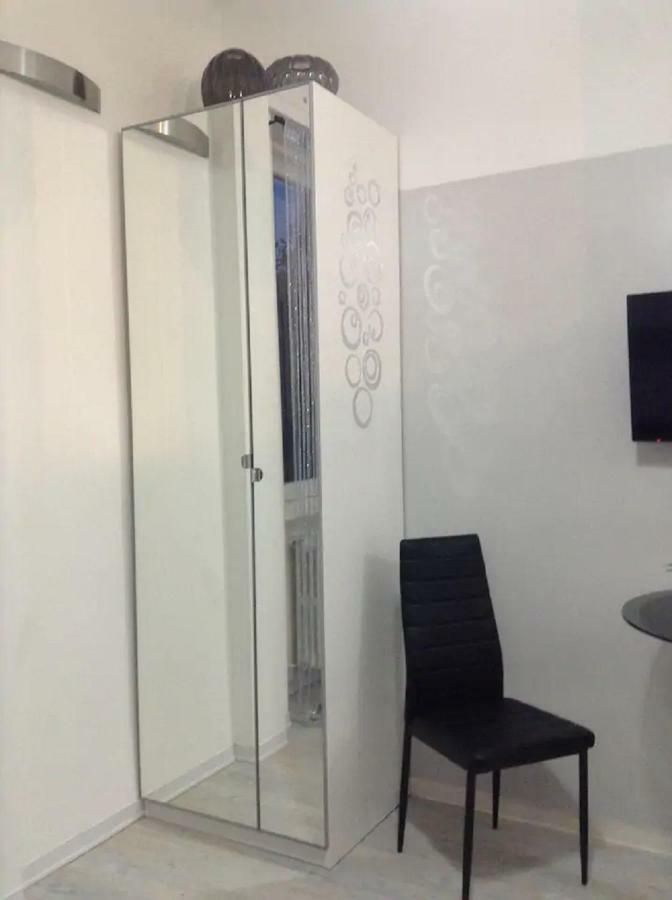 ℒovely & ℰlegant Studio Next To Duomo/Missori Milán Exterior foto