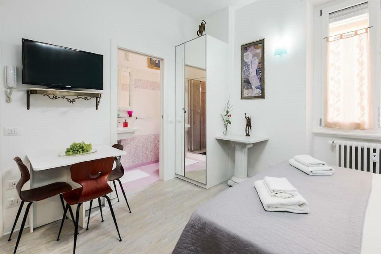 ℒovely & ℰlegant Studio Next To Duomo/Missori Milán Exterior foto